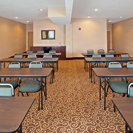 Holiday Inn Express Hotel & Suites Cincinnati-North/Sharonville Exterior foto