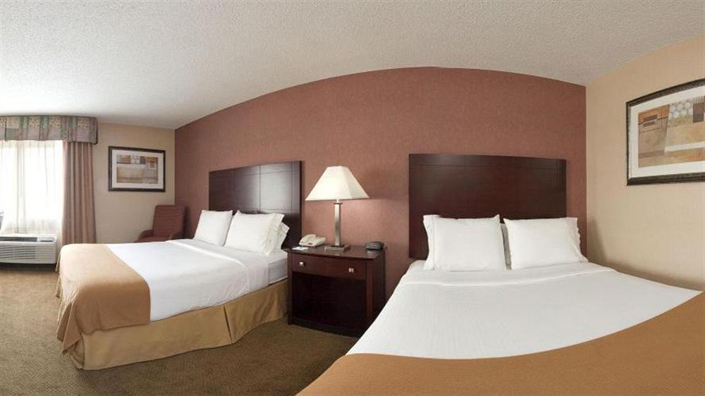 Holiday Inn Express Hotel & Suites Cincinnati-North/Sharonville Exterior foto